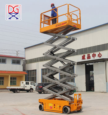 全自動行走式升降機(jī)